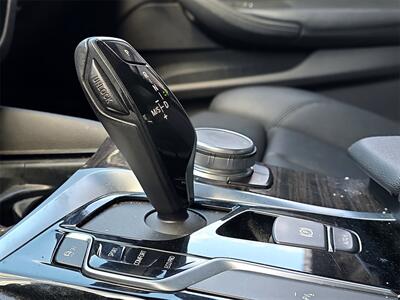 2019 BMW 530i - Photo 24 - Lennox, CA 90304