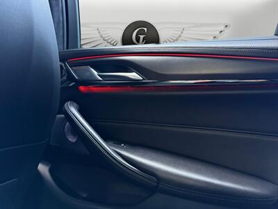 2021 BMW M5   - Photo 21 - Lennox, CA 90304