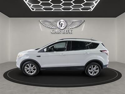 2018 Ford Escape SE   - Photo 4 - Lennox, CA 90304