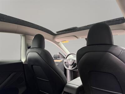 2024 Tesla Model Y Long Range - Photo 18 - Lennox, CA 90304