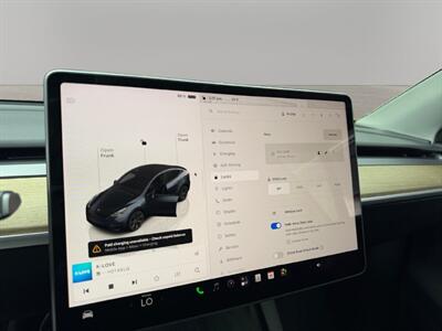 2024 Tesla Model Y Long Range - Photo 25 - Lennox, CA 90304