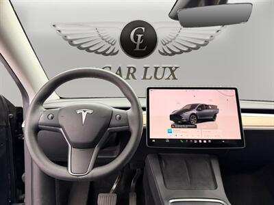2024 Tesla Model Y Long Range - Photo 10 - Lennox, CA 90304