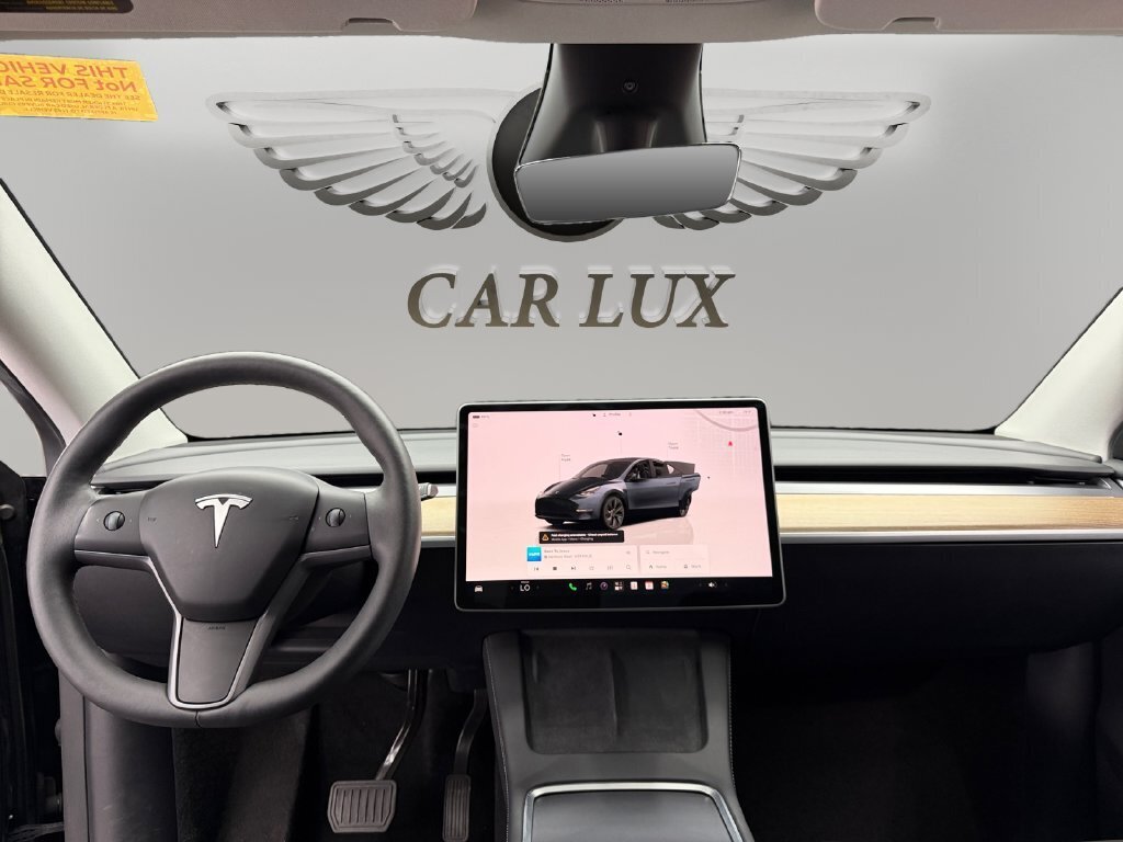 2024 Tesla Model Y Long Range - Photo 11 - Lennox, CA 90304