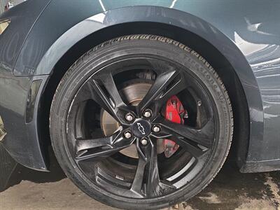 2020 Chevrolet Camaro LT1   - Photo 22 - Lennox, CA 90304