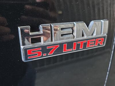 2013 RAM 1500 Express   - Photo 17 - Lennox, CA 90304