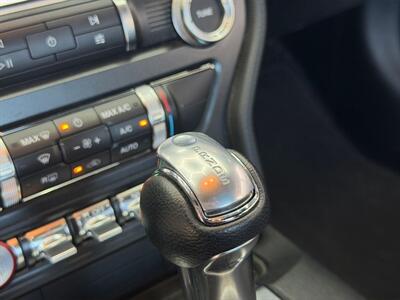 2019 Ford Mustang EcoBoost   - Photo 22 - Lennox, CA 90304