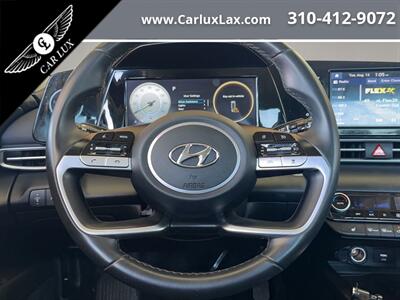 2022 Hyundai ELANTRA SEL   - Photo 11 - Lennox, CA 90304