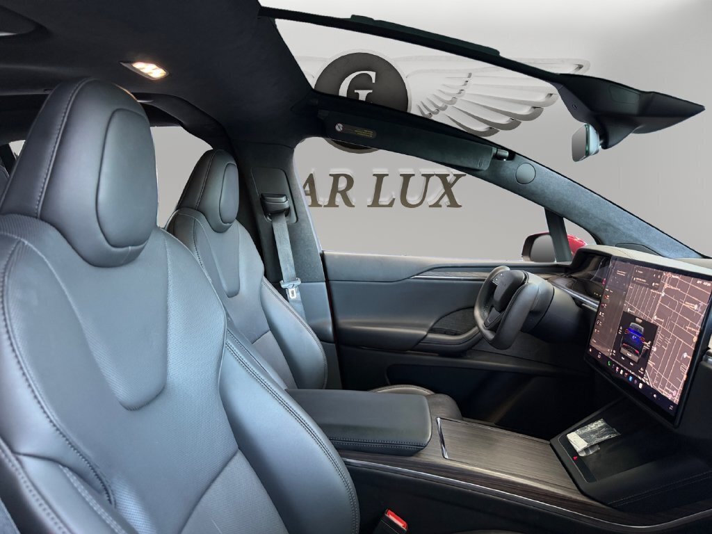2023 Tesla Model X - Photo 15 - Lennox, CA 90304