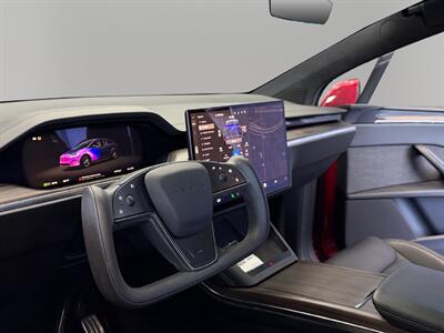 2023 Tesla Model X - Photo 16 - Lennox, CA 90304