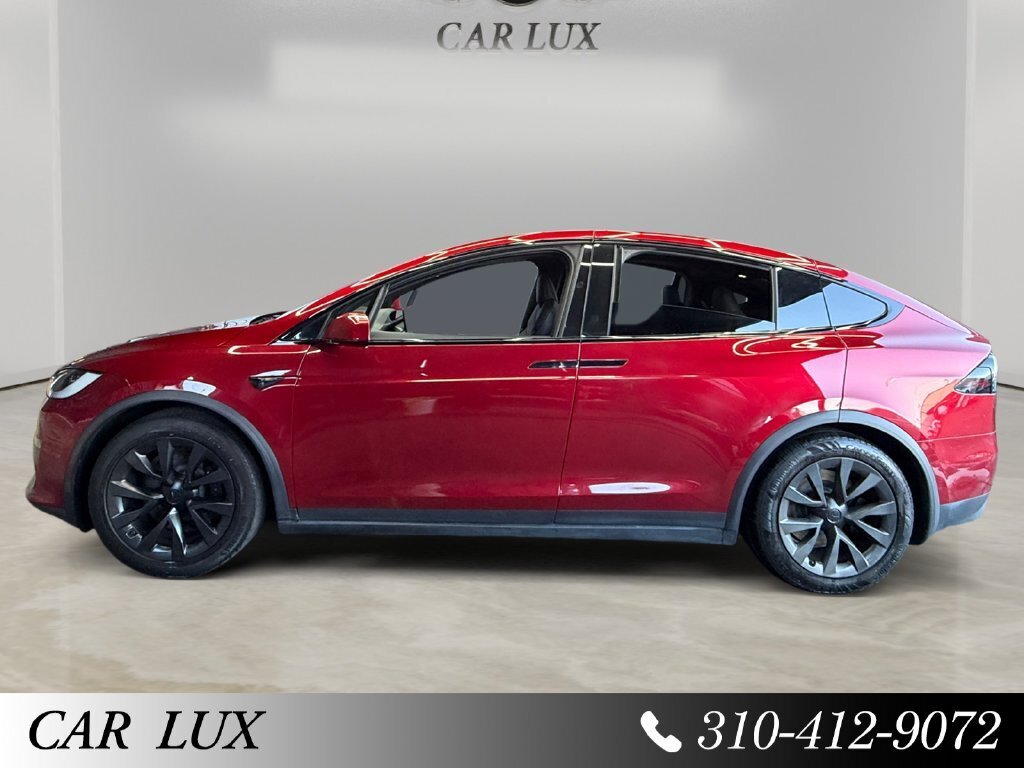 2023 Tesla Model X - Photo 2 - Lennox, CA 90304