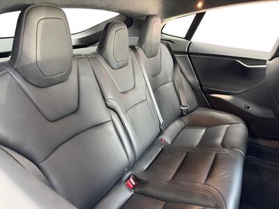 2020 Tesla Model S Long Range Plus - Photo 14 - Lennox, CA 90304