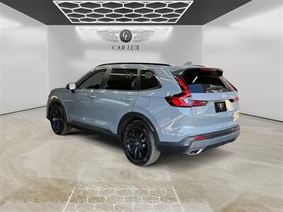 2025 Honda CR-V Hybrid Sport-L   - Photo 3 - Lennox, CA 90304