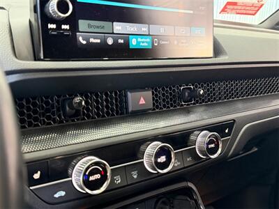 2025 Honda CR-V Hybrid Sport-L   - Photo 17 - Lennox, CA 90304