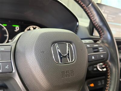 2025 Honda CR-V Hybrid Sport-L   - Photo 18 - Lennox, CA 90304