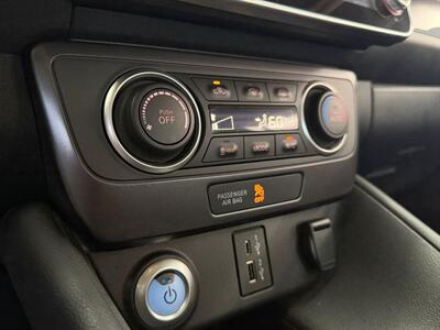 2025 Nissan LEAF S - Photo 22 - Lennox, CA 90304