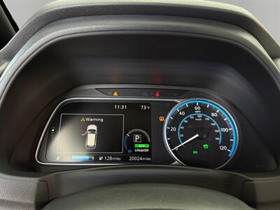 2025 Nissan LEAF S - Photo 20 - Lennox, CA 90304