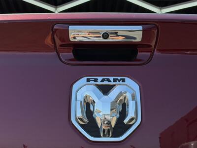 2019 RAM 1500 Laramie Longhorn   - Photo 31 - Lennox, CA 90304