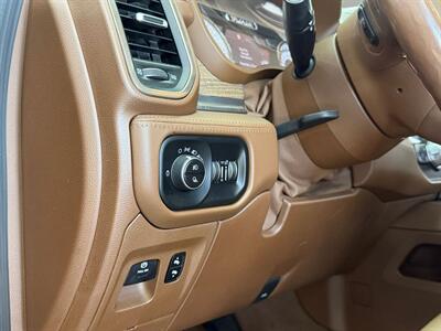 2019 RAM 1500 Laramie Longhorn   - Photo 18 - Lennox, CA 90304