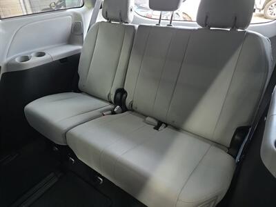 2020 Toyota Sienna Limited Premium 7 Passenger - Photo 18 - Lennox, CA 90304