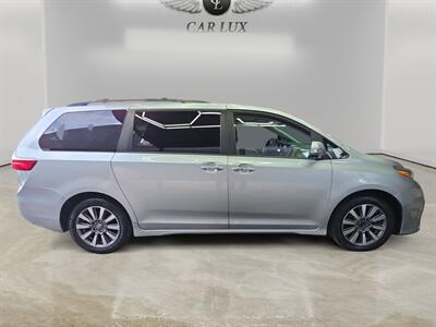 2020 Toyota Sienna Limited Premium 7 Passenger - Photo 6 - Lennox, CA 90304
