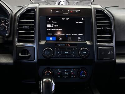 2019 Ford F-150 XLT   - Photo 15 - Lennox, CA 90304