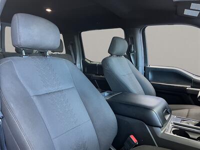 2019 Ford F-150 XLT   - Photo 16 - Lennox, CA 90304