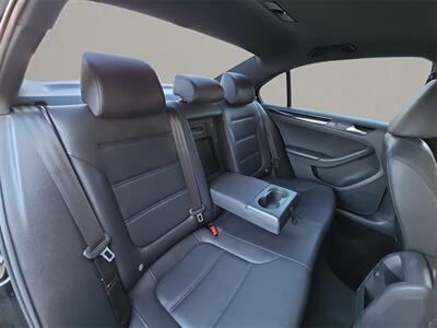 2018 Volkswagen Jetta 1.8T SE Sport   - Photo 17 - Lennox, CA 90304