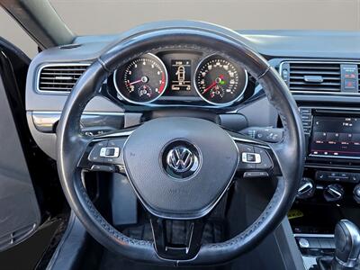 2018 Volkswagen Jetta 1.8T SE Sport   - Photo 10 - Lennox, CA 90304