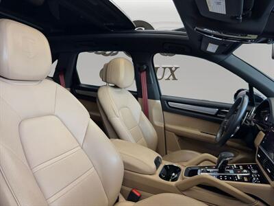 2023 Porsche Cayenne Platinum Edition - Photo 15 - Lennox, CA 90304