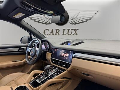 2023 Porsche Cayenne Platinum Edition - Photo 17 - Lennox, CA 90304