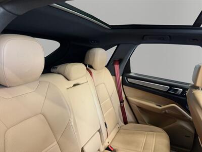 2023 Porsche Cayenne Platinum Edition - Photo 28 - Lennox, CA 90304