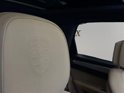 2023 Porsche Cayenne Platinum Edition - Photo 29 - Lennox, CA 90304