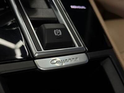 2023 Porsche Cayenne Platinum Edition - Photo 25 - Lennox, CA 90304