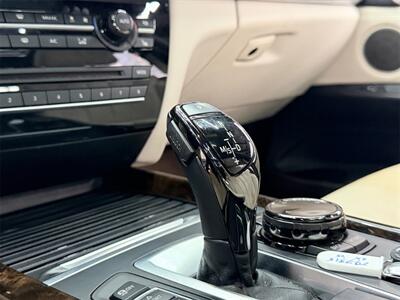 2015 BMW X5 xDrive50i  M SPORT - Photo 19 - Lennox, CA 90304