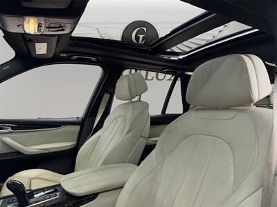 2015 BMW X5 xDrive50i  M SPORT - Photo 9 - Lennox, CA 90304