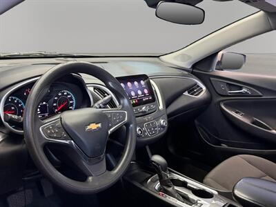 2023 Chevrolet Malibu LT 1LT   - Photo 15 - Lennox, CA 90304