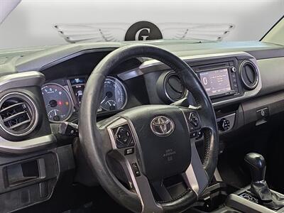 2016 Toyota Tacoma SR5   - Photo 11 - Lennox, CA 90304