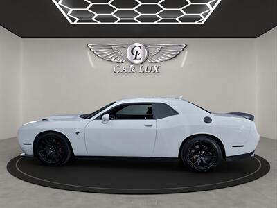 2016 Dodge Challenger SRT Hellcat   - Photo 4 - Lennox, CA 90304