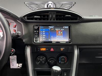 2017 Toyota 86   - Photo 15 - Lennox, CA 90304