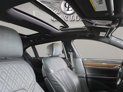2017 BMW 750i  M SPORT - Photo 20 - Lennox, CA 90304