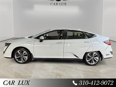 2018 Honda Clarity Plug-In Hybrid - Photo 2 - Lennox, CA 90304