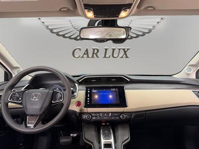 2018 Honda Clarity Plug-In Hybrid - Photo 11 - Lennox, CA 90304