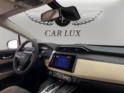 2018 Honda Clarity Plug-In Hybrid - Photo 16 - Lennox, CA 90304