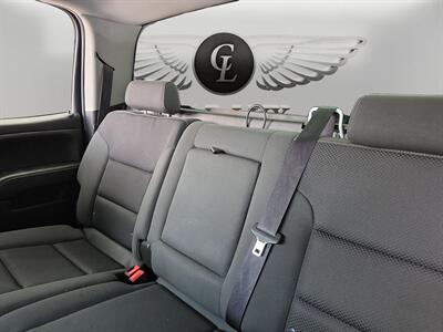 2018 Chevrolet Silverado 1500 LT LT1 - Photo 12 - Lennox, CA 90304