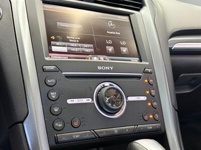 2016 Ford Fusion Hybrid Titanium   - Photo 19 - Lennox, CA 90304