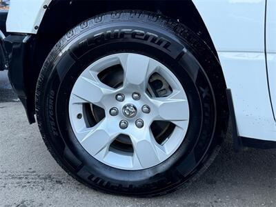 2022 RAM 1500 Big Horn/Lone Star - Photo 17 - Lennox, CA 90304