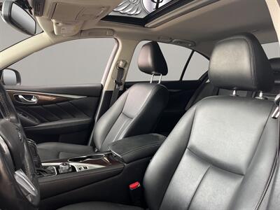 2018 INFINITI Q50 3.0t LUXE   - Photo 9 - Lennox, CA 90304