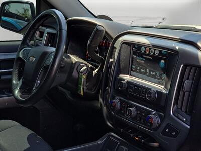 2018 Chevrolet Silverado 1500 LT LT1   - Photo 21 - Lennox, CA 90304