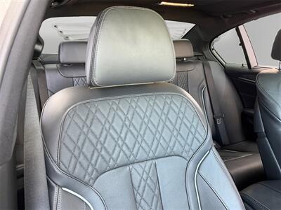 2020 BMW M550i xDrive  M SPORT - Photo 14 - Lennox, CA 90304
