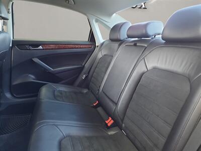 2012 Volkswagen Passat TDI SEL Premium   - Photo 11 - Lennox, CA 90304